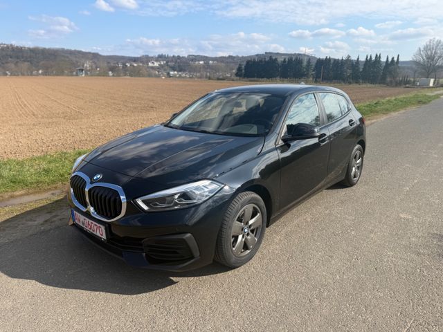 BMW 116d Autom. Navi, LED-SW, 1. Hd, HU & Insp. neu