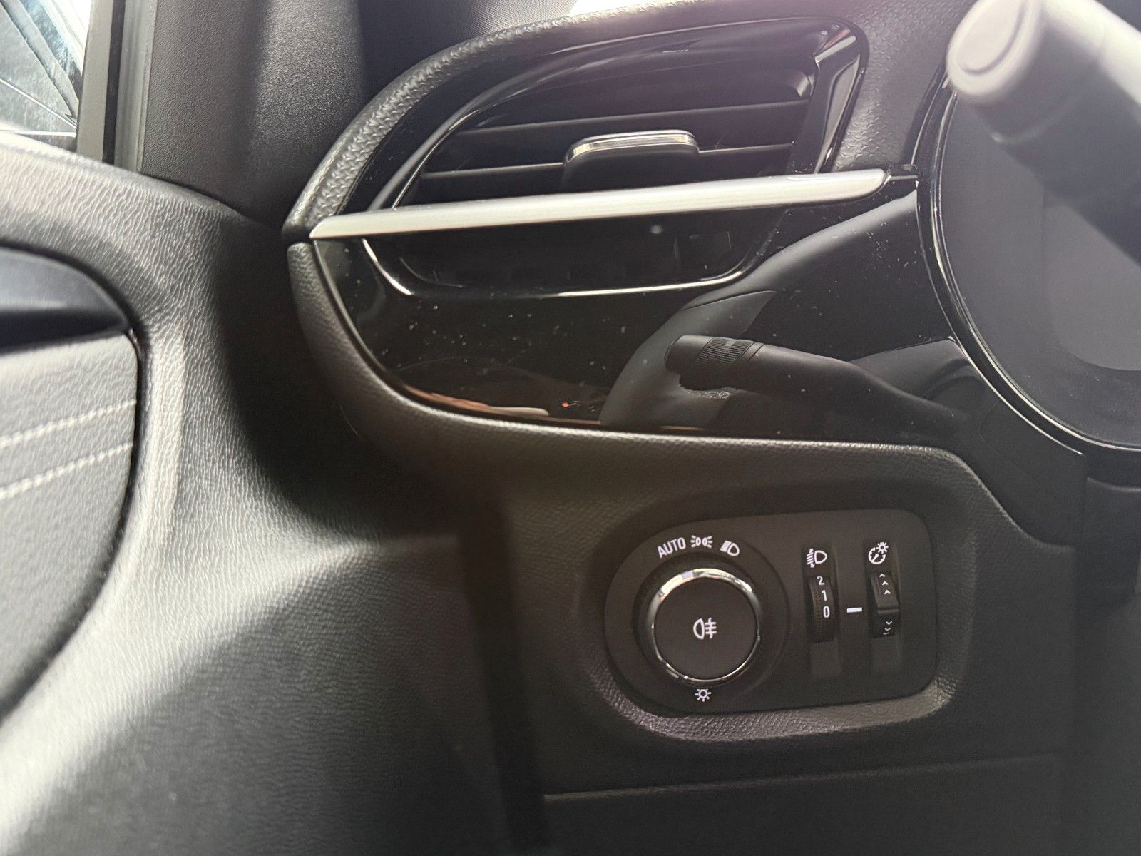 Fahrzeugabbildung Opel Corsa F GS 100PS Automatik/LED/SHZ/Kamera!