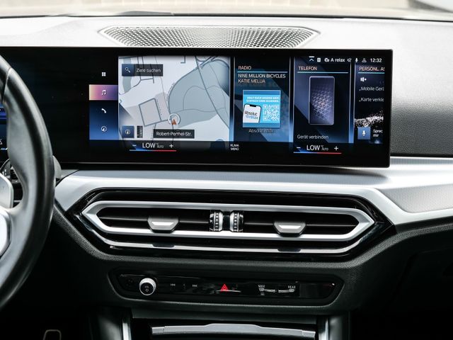BMW 330, 2023 — 12