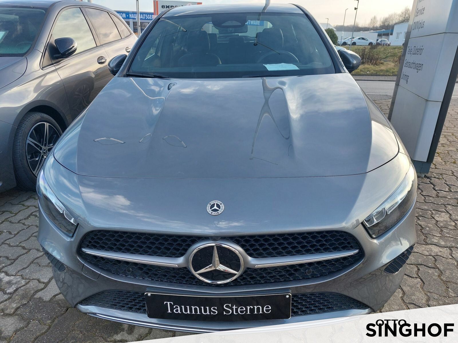 Fahrzeugabbildung Mercedes-Benz A 200 Progressive +Pano+LED+Rü Kam+MBUX+Winter+