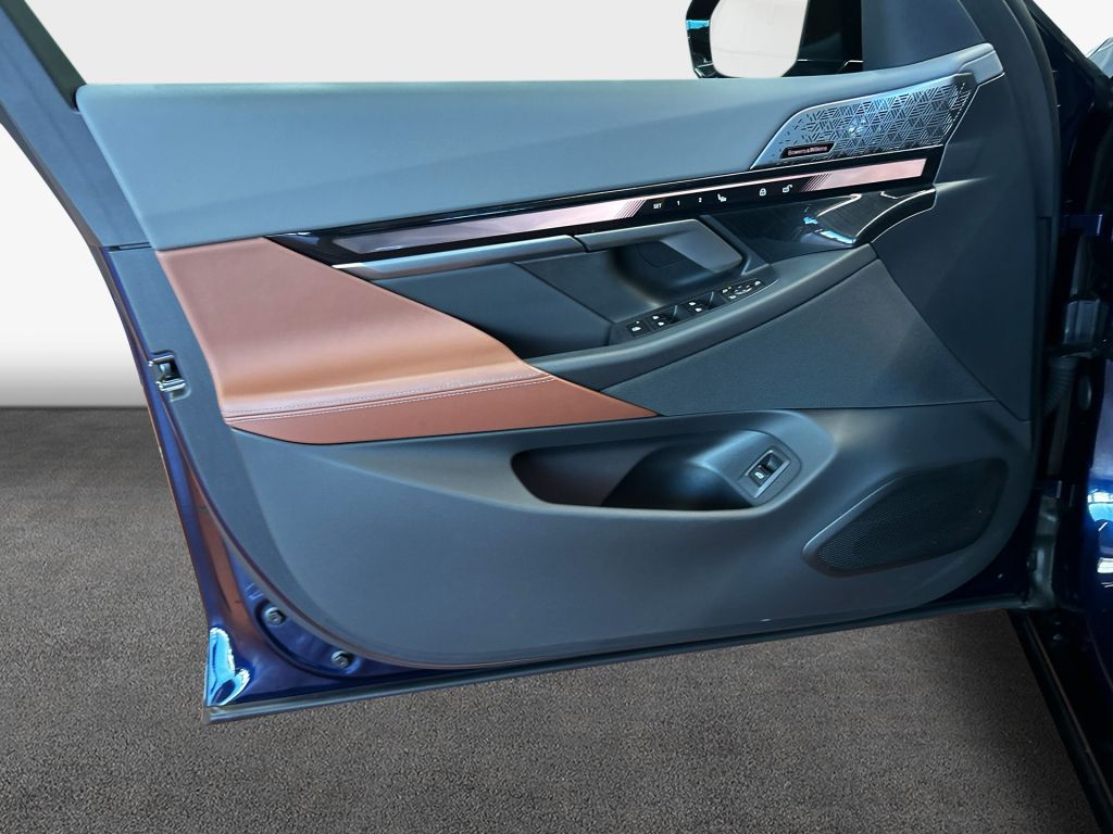 BMW i5 M60 foto 20