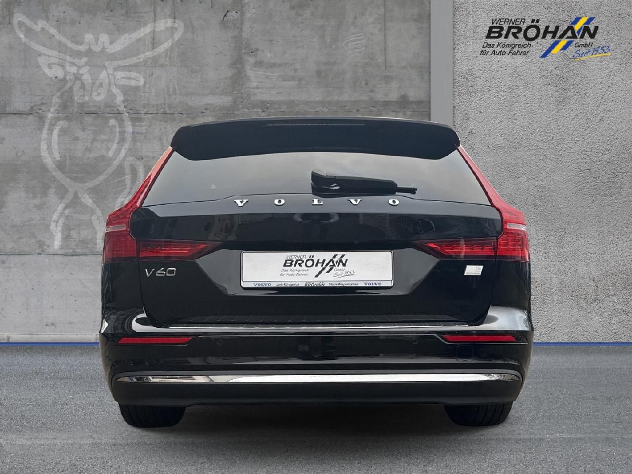 Fahrzeugabbildung Volvo V60 T6 AWD Core Recharge Plug-In Hybrid