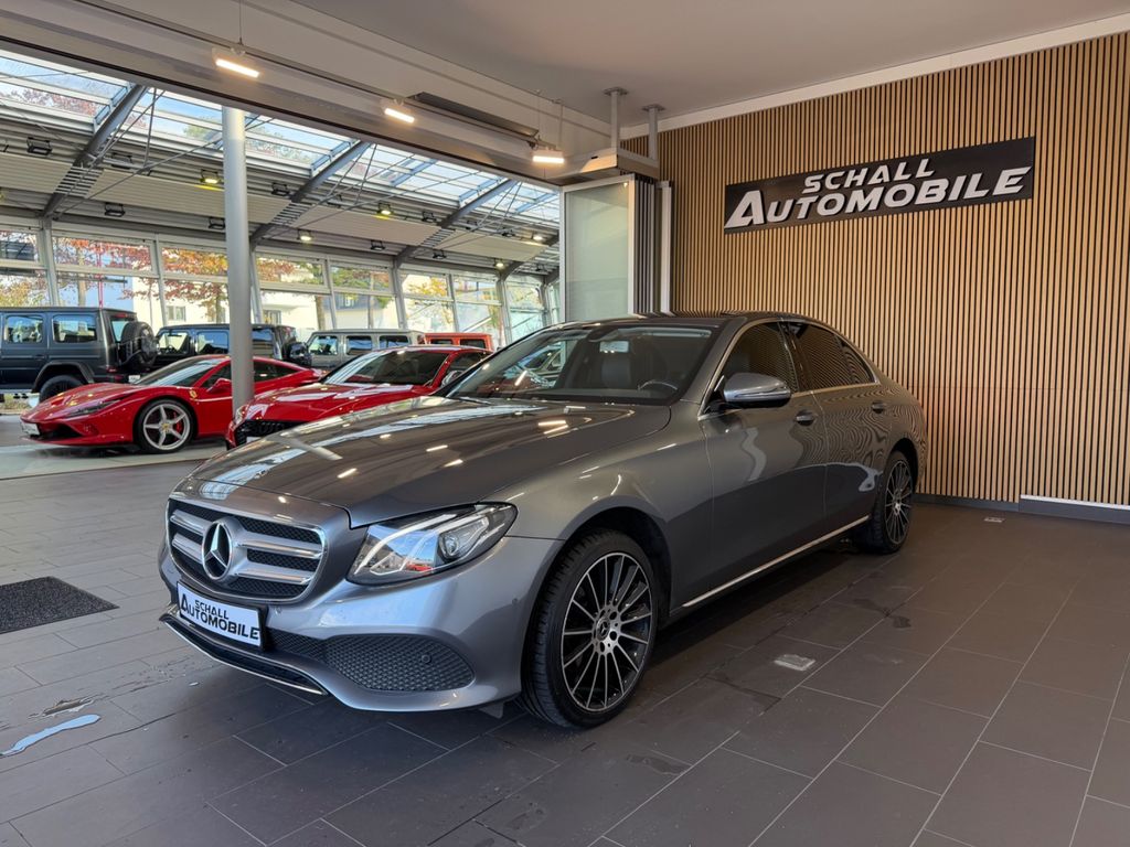 Image of Mercedes-Benz E 200