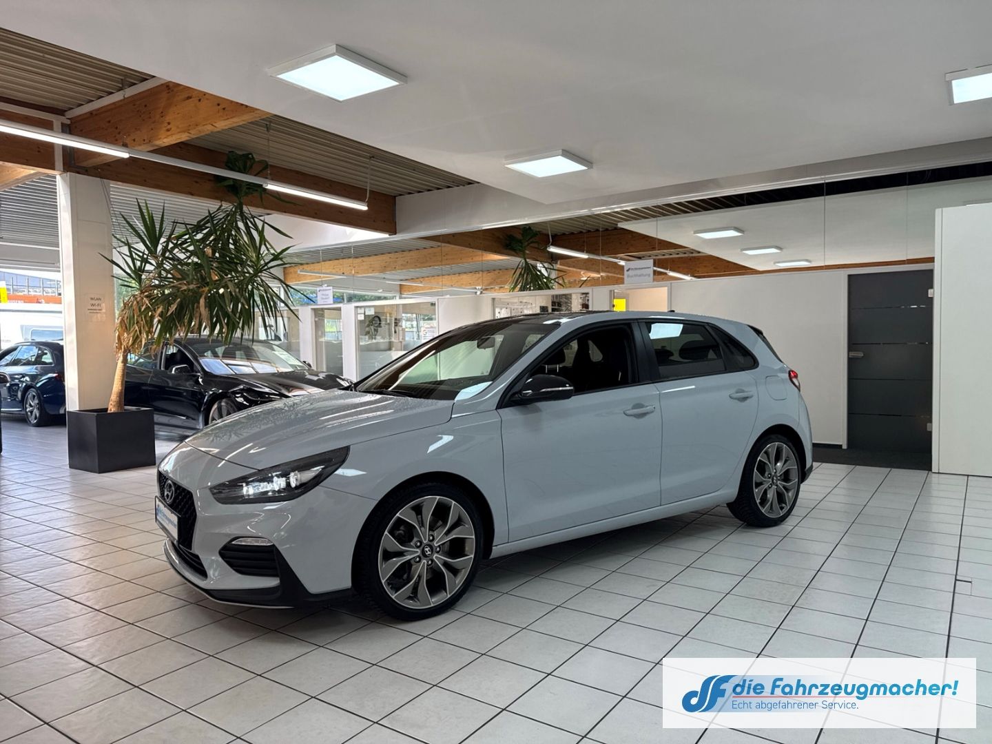 Fahrzeugabbildung Hyundai i30 N Line 1.4 T-GDI EU6d-T Sportpaket El. Panod