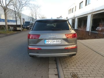 Audi Q7 - 4