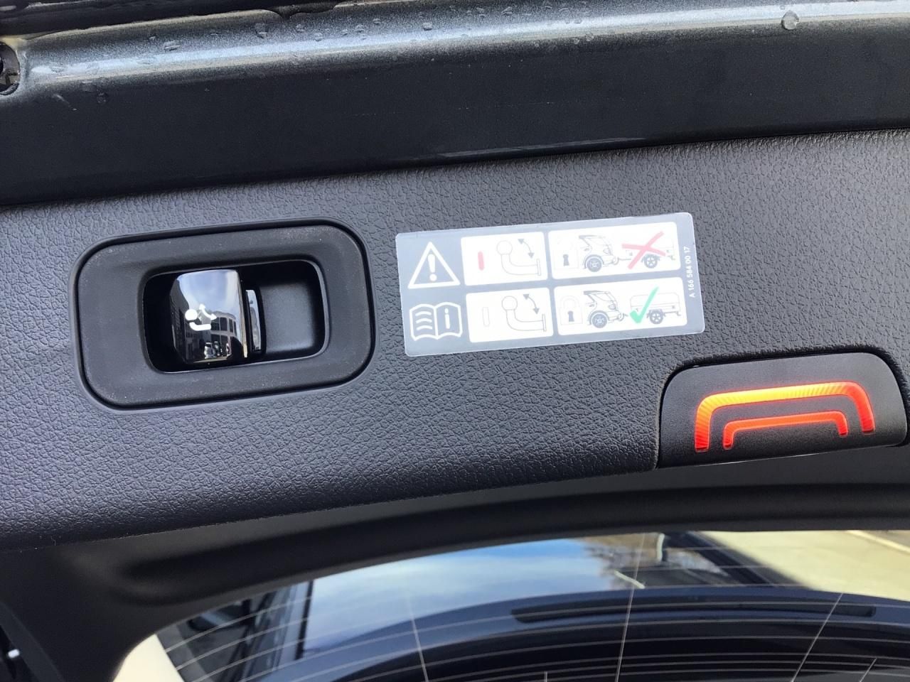 Fahrzeugabbildung Mercedes-Benz C 300 e T **AMG*NIGHT*AHK*DIGITAL*FAHRASSIST-P*