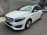 Mercedes-Benz B 180 CDI / d *Schiebedach/Automatik* - Mercedes-Benz B 180 in Saarbrücken