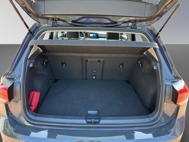 Golf VIII 1.5 TSI Life KEYLESS PDC NAVI LED