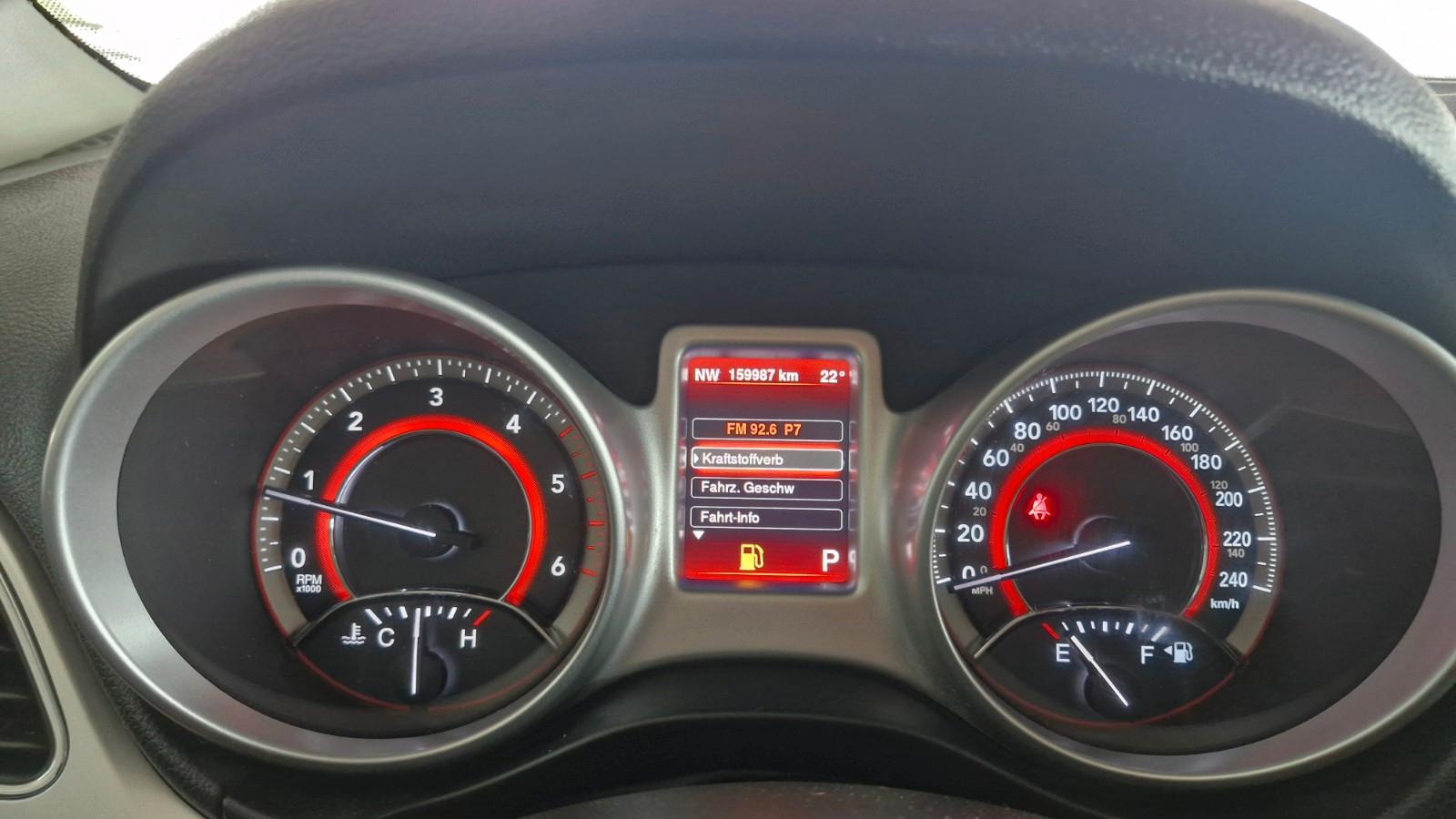 Fiat Freemont 2.0 16V 4x4 7Sitze 