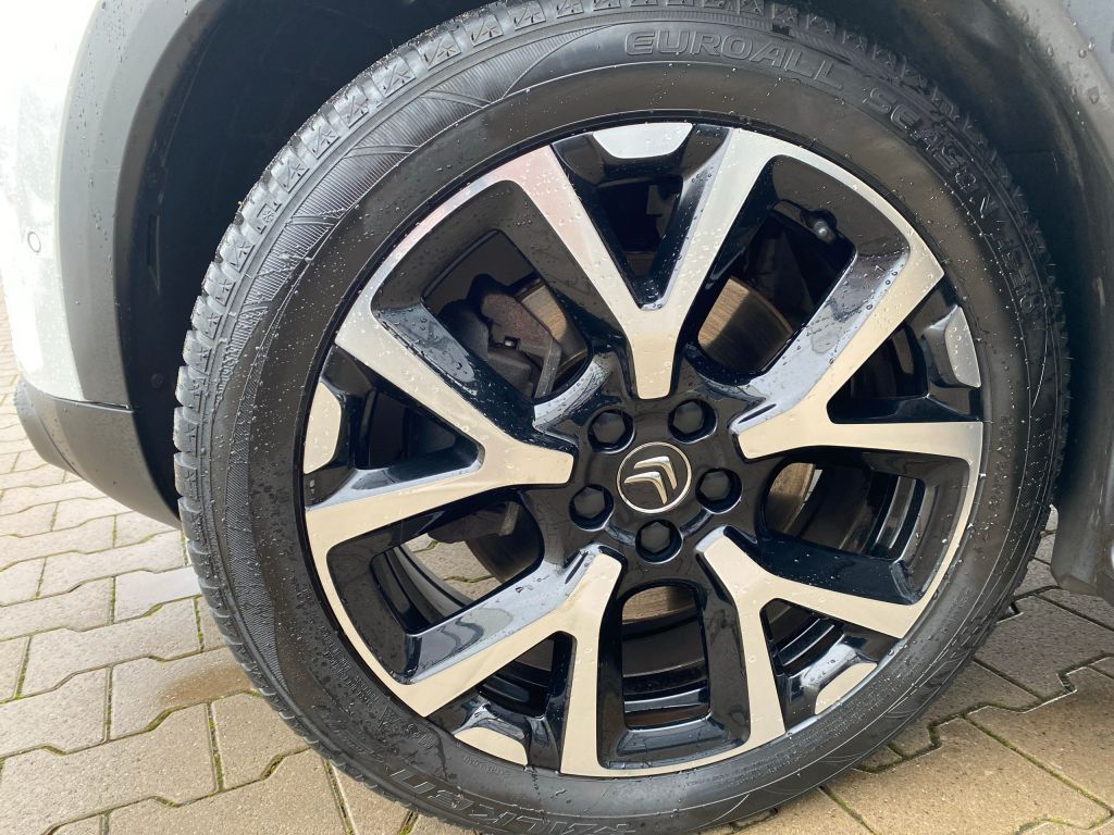 Fahrzeugabbildung Citroën C5 Aircross Hybrid 225 *Automatik* SHINE PACK