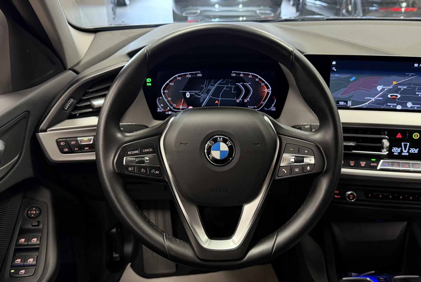 BMW 118 d Autm. Limo *Kamera*LED*NaviProfessional*, миниатюра 19