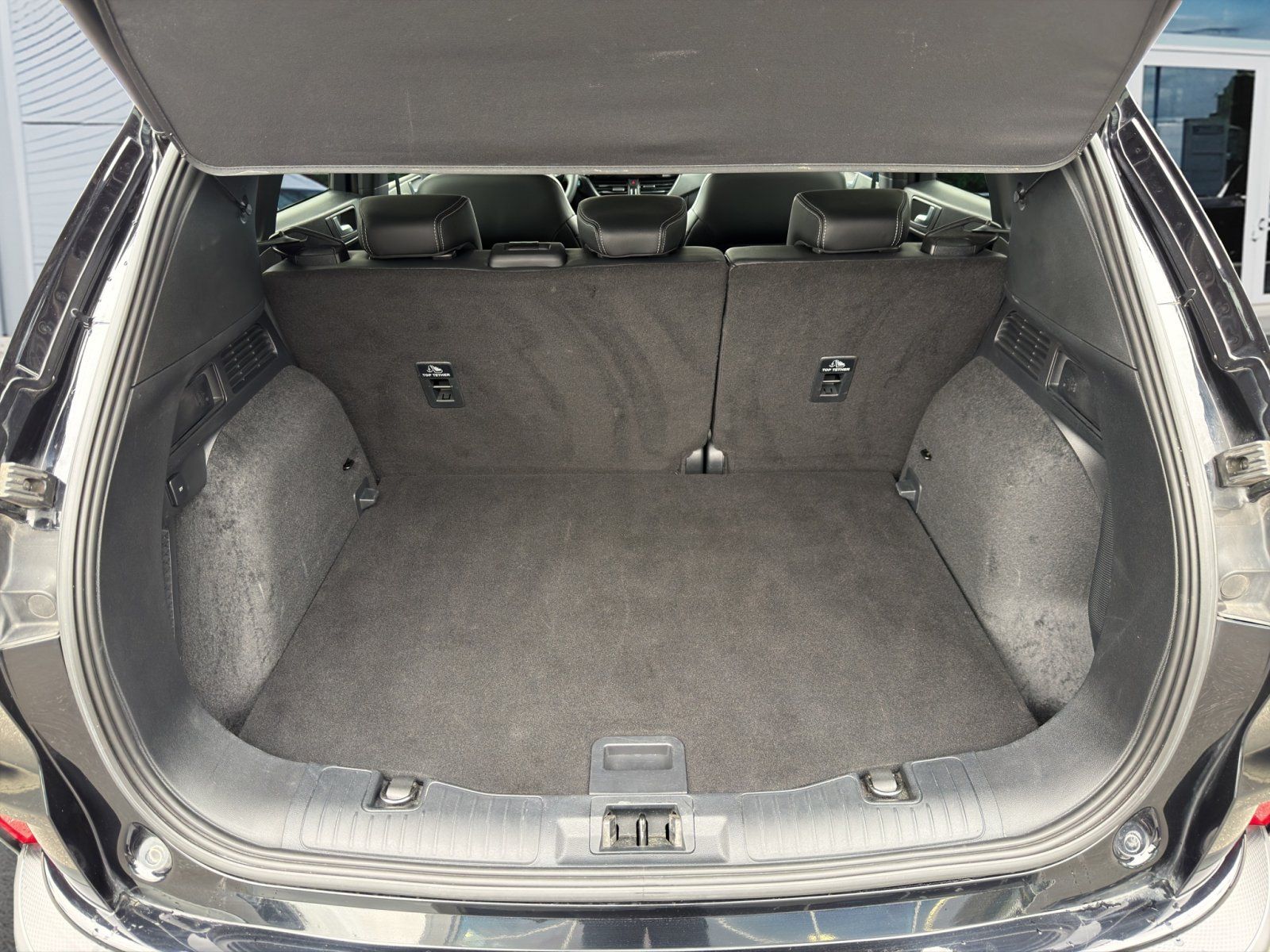 Fahrzeugabbildung Ford Kuga Hybrid Titanium X