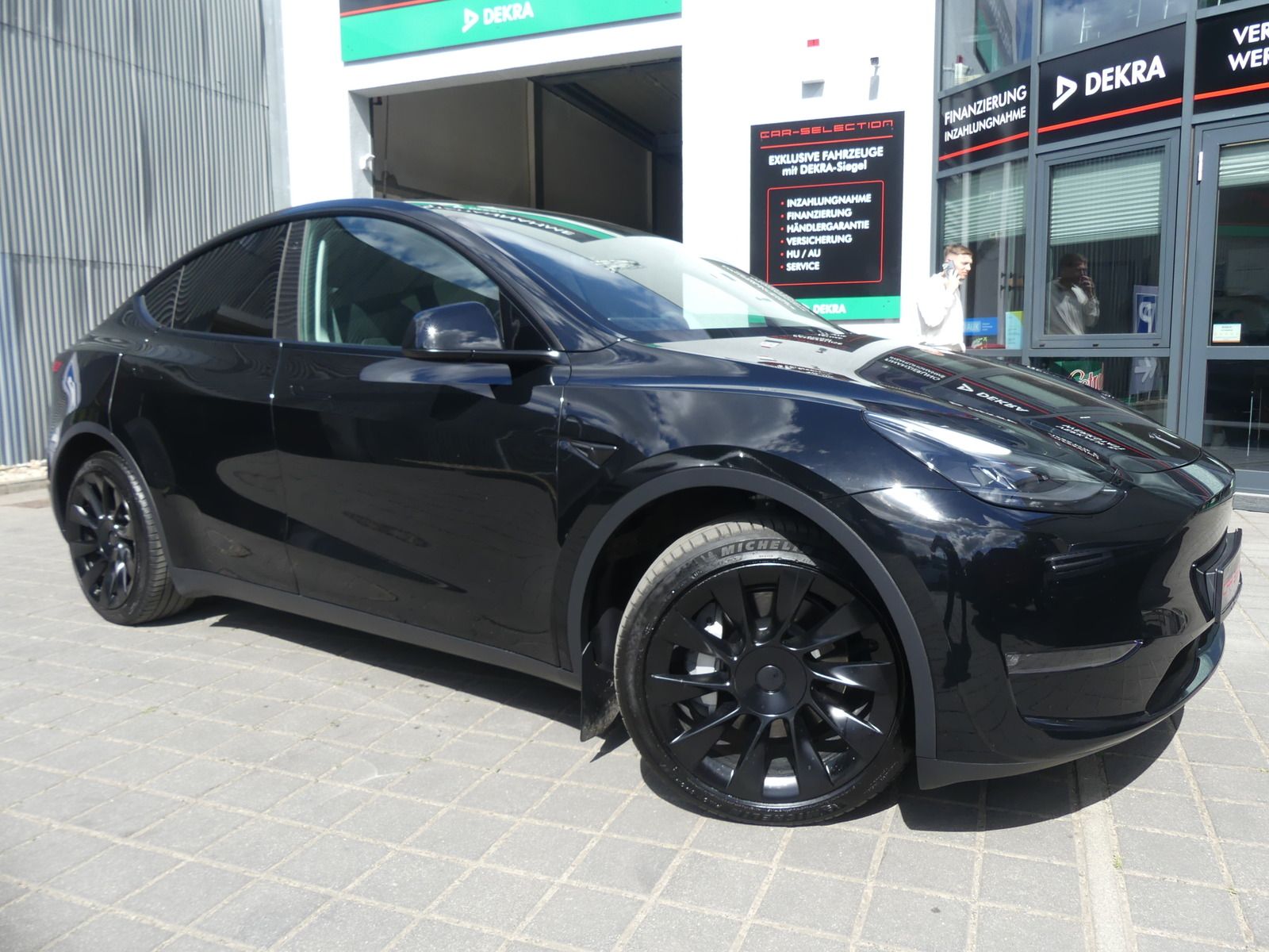 TESLA Model Y Long Range Dual AWD 21ZOLL/PANO/AUTOP