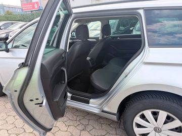Volkswagen Passat Variant - 11