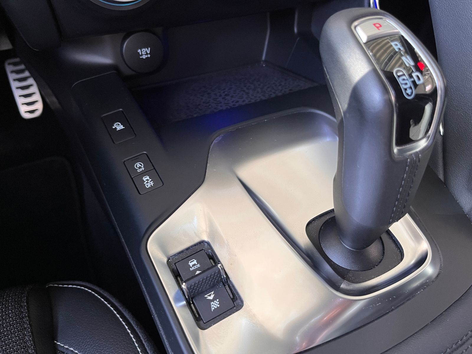 Fahrzeugabbildung Jaguar E-PACE P200 R-Dynamic AWD AHK BLACK PACK ACC