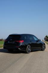 Mercedes-Benz C 300 4MATIC T-Modell | AMG | Pano | AHK | 360° - Mercedes-Benz C 300 in Aachen