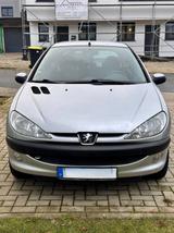 Peugeot 206 aus zweiter Hand funktioniert... - Peugeot 206: Coupe