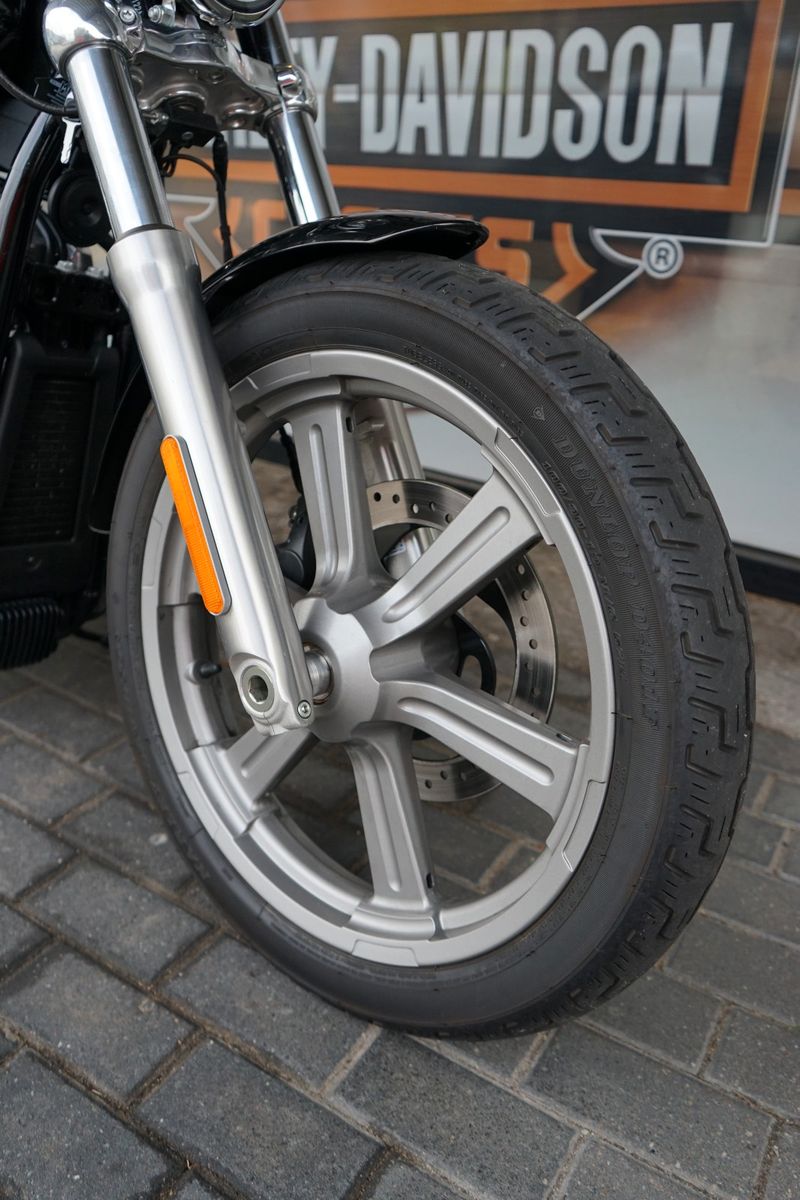 Fahrzeugabbildung Harley-Davidson Softail Standard FXST Jekill & Hyde, Ape Lenker