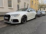 Audi RS3 Sportback SportAGA MMI LED VC AAC Leder - Audi RS3: Sportwagen