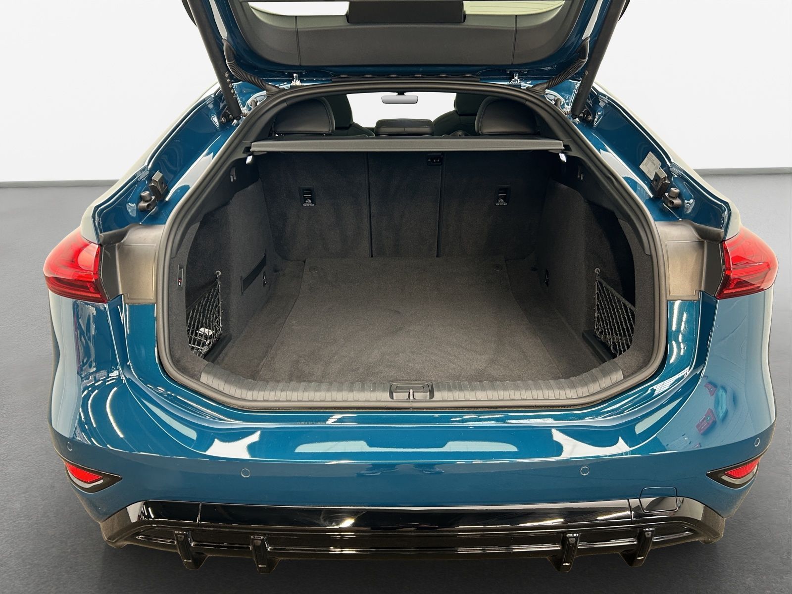 Audi S6 e-tron - Bild 12