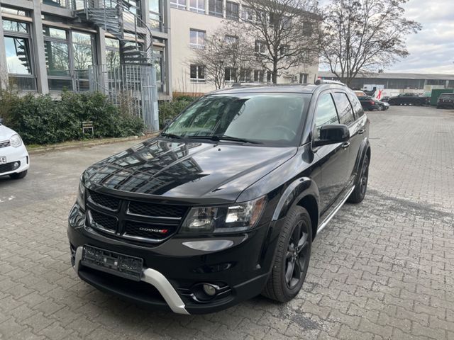 Dodge Journey, Crossraod