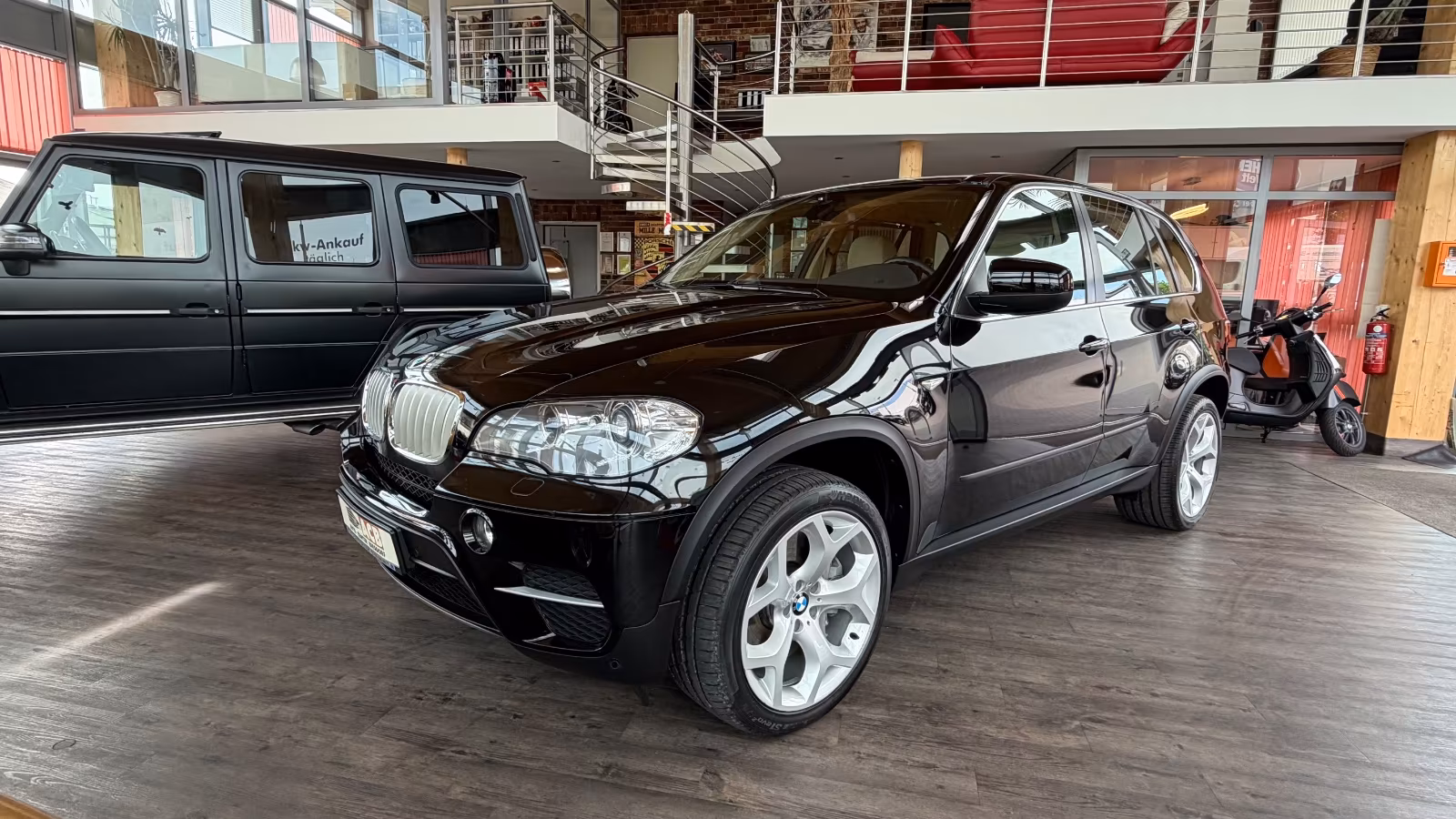 BMW X5 xDrive 50 i Rollos Leder beige 1.Hand