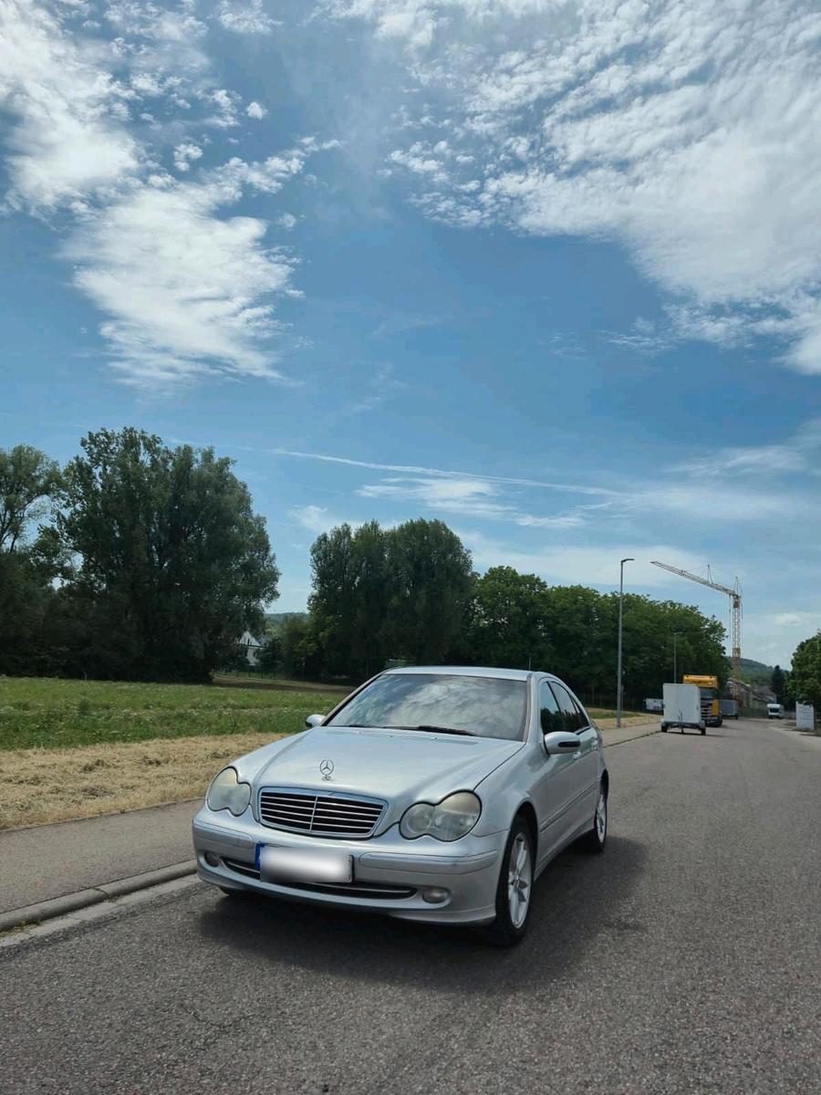 Mercedes-Benz C 180