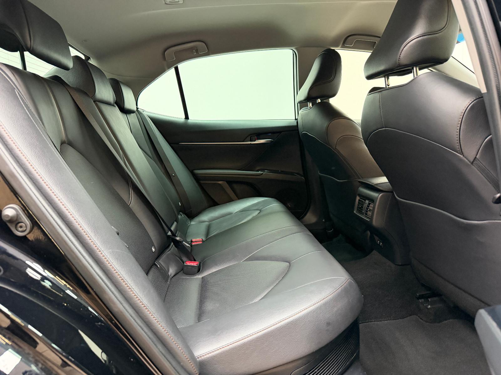 Toyota Camry Hybrid Executive/Navi/R-Kamera/Spurhalte/
