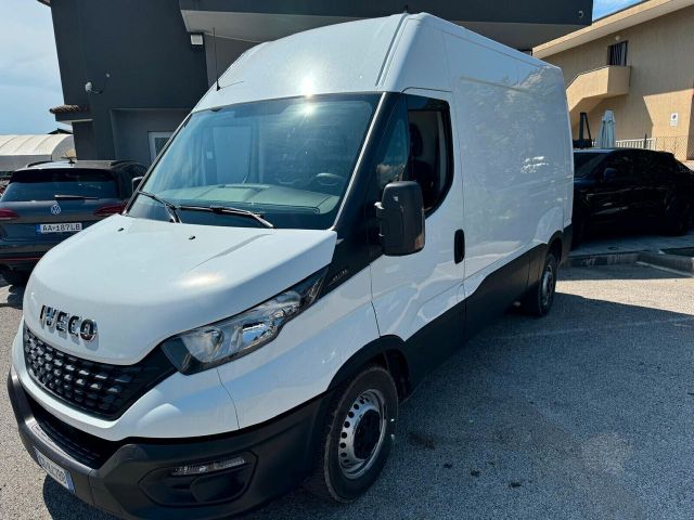 Fiat Ducato Iveco Daily 33S12V 2.3 HPT PM-TM Fur