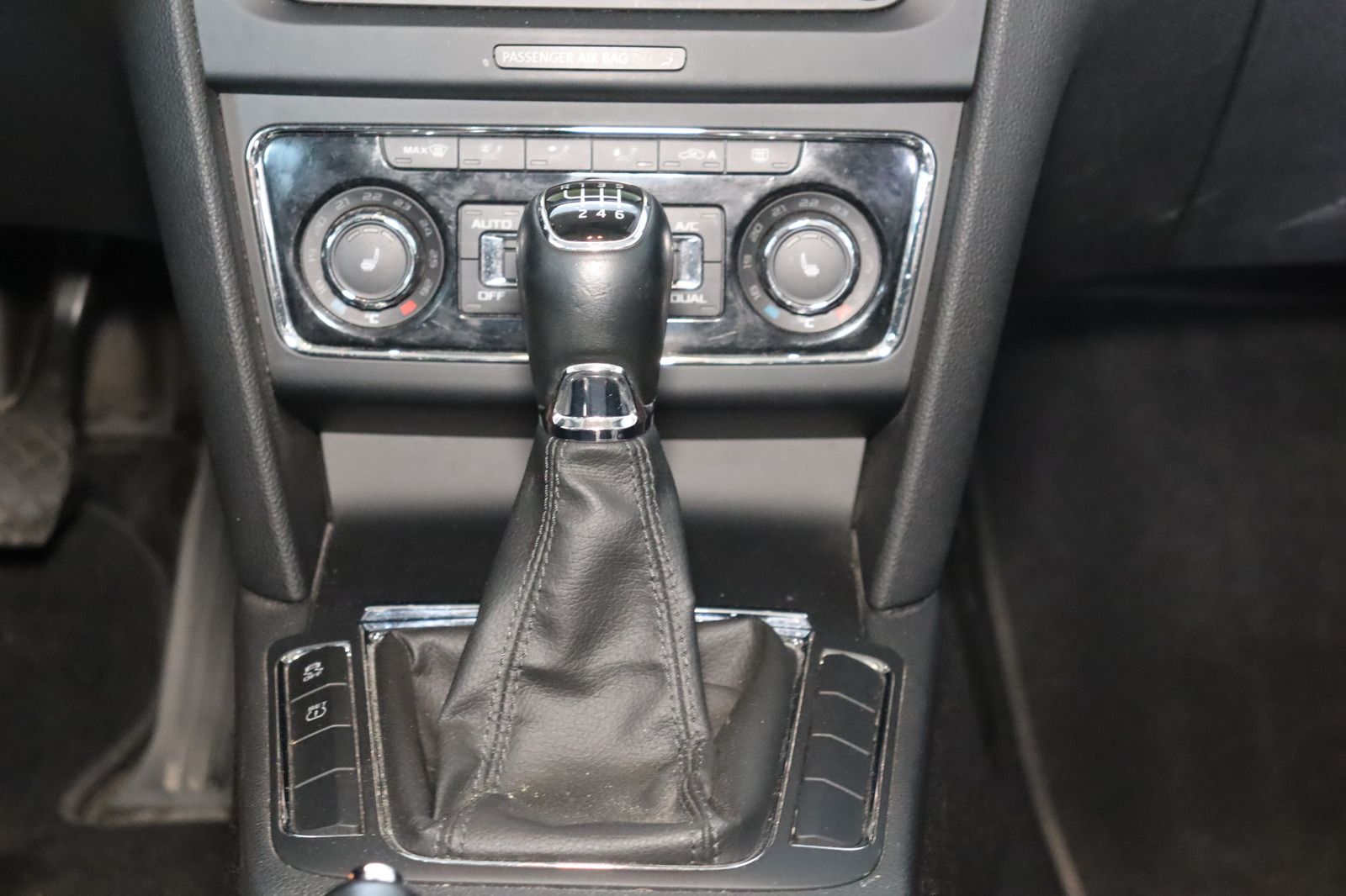 Fahrzeugabbildung SKODA Superb * Memory * Alcantara * PDC