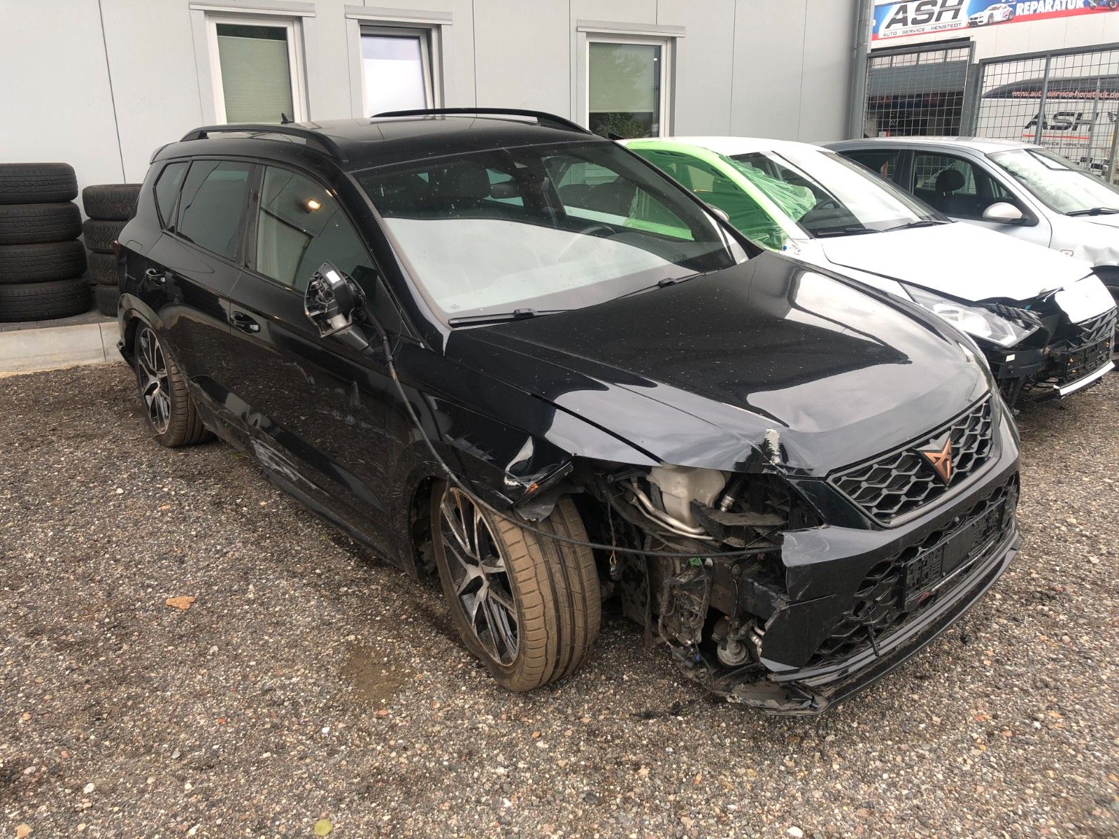 Fahrzeugabbildung CUPRA Ateca  4Drive Unfallschaden
