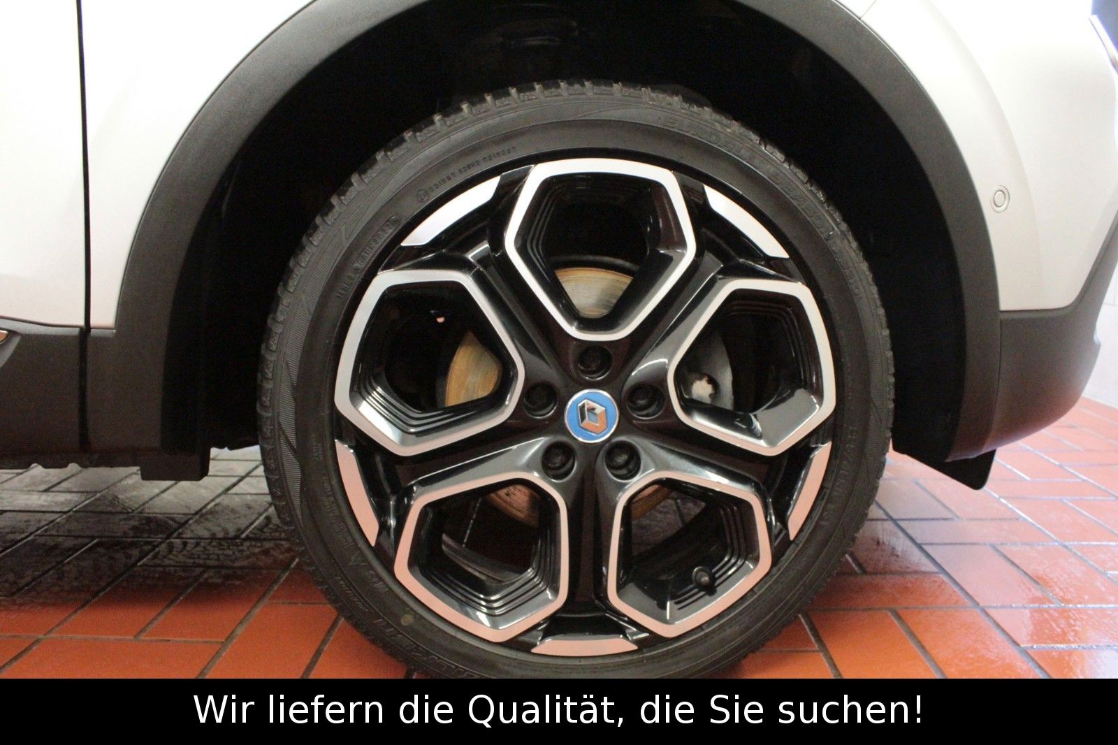 Fahrzeugabbildung Renault Kadjar ENERGY TCe 165 Crossborder-S*AHK*