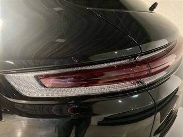 Porsche Cayenne - 11