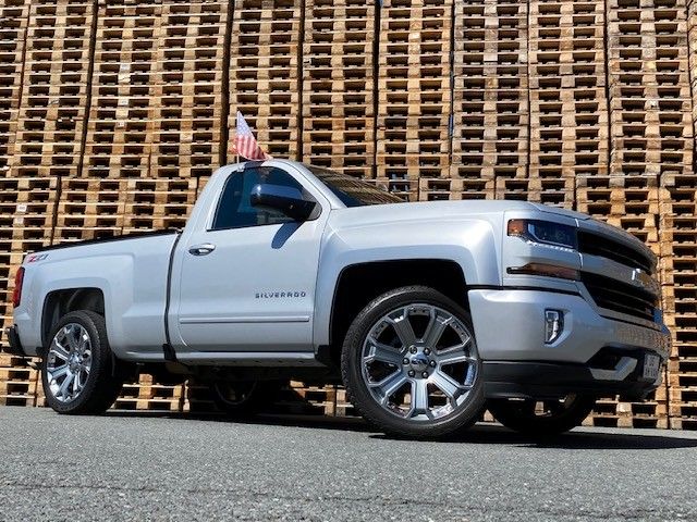 Fahrzeugabbildung Chevrolet Silverado 18er K1500 LT 4x4 Z71 SingleCab 5.3 V8