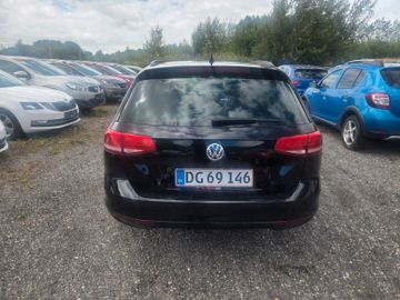 Volkswagen Passat Variant - 4