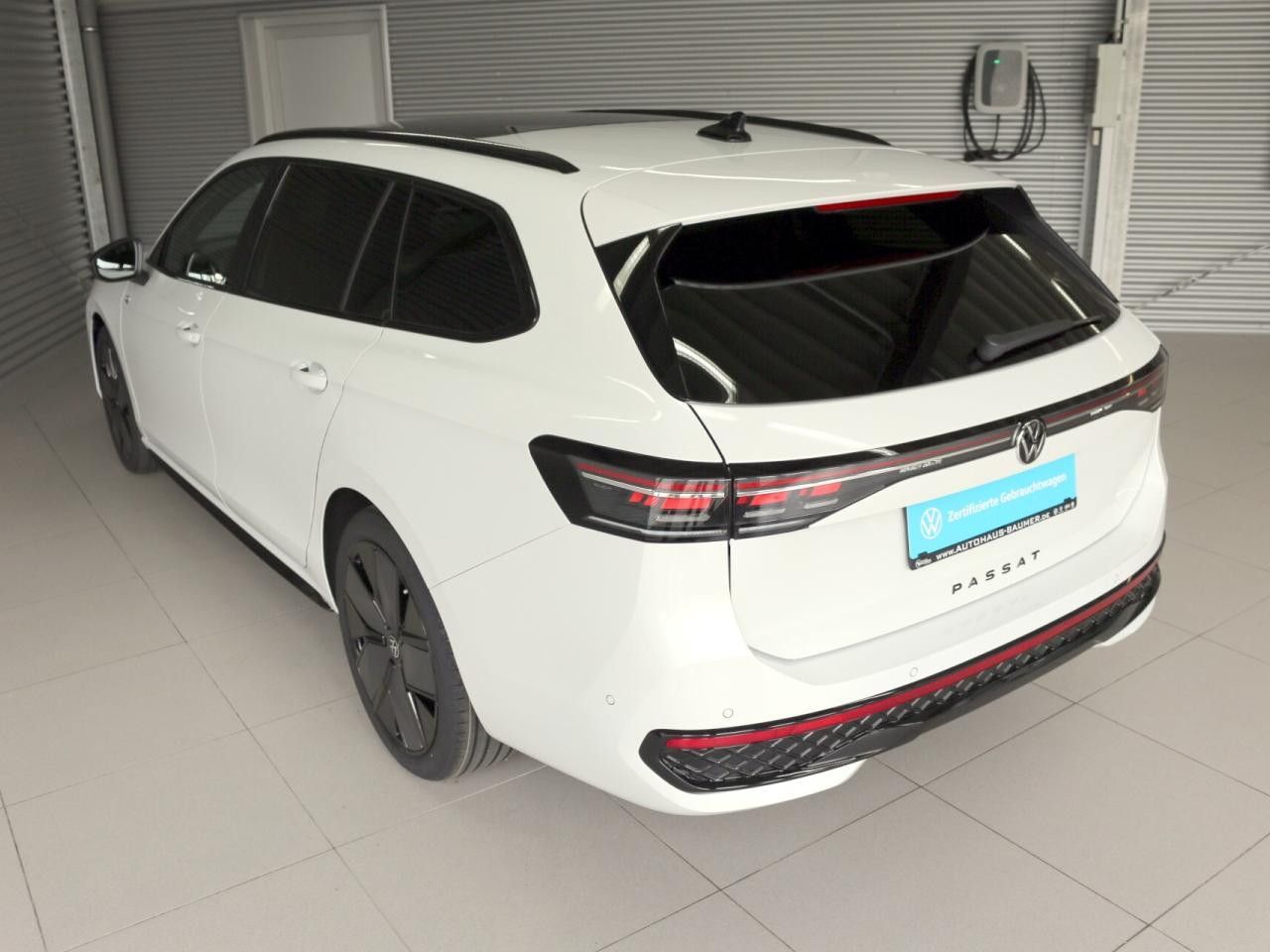 Volkswagen Passat Variant - Bild 6