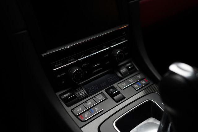 Porsche 911 991.1 Turbo S 560 ch • PDK • Burmester • Toit ouvrant • Sièges Sport Plus 18 réglages • PCCB