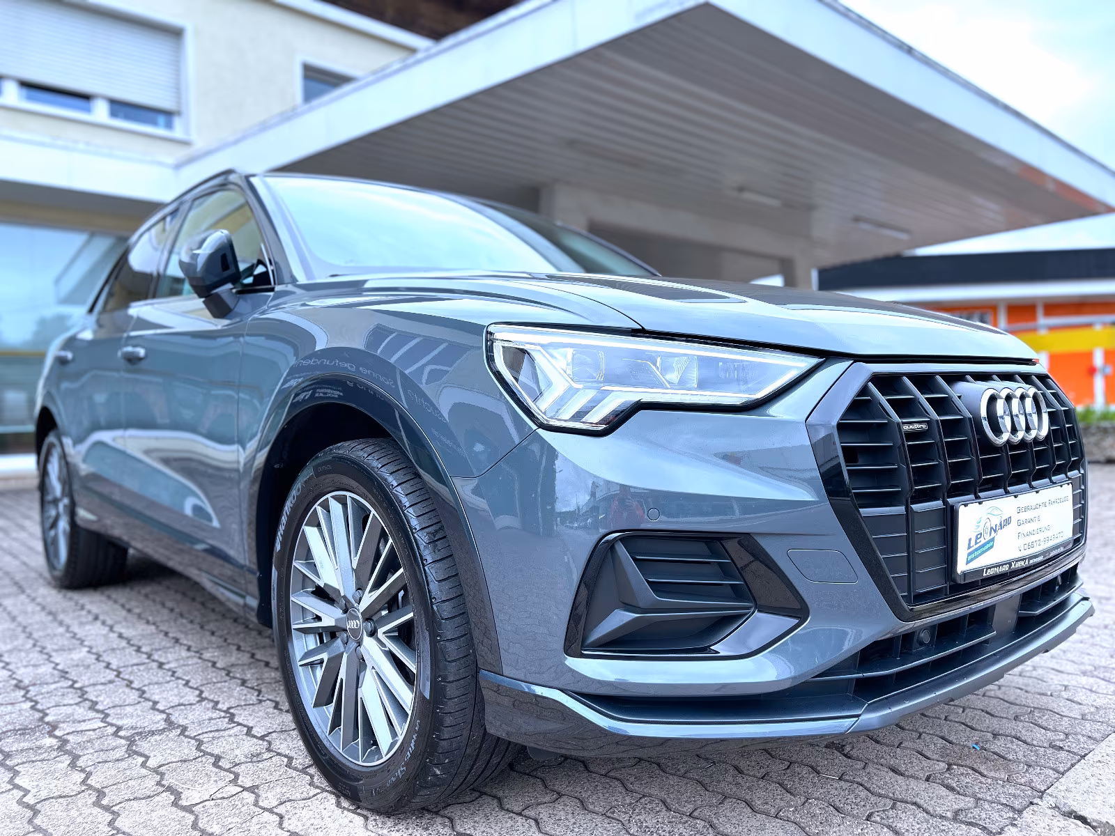 Audi Q3 40 TFSI quattro 2,0 Ltr Navi LED Kamera Panor