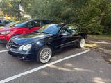 Mercedes-Benz Mercedes Benz Clk w209 320  Avantgarde - Mercedes-Benz 320: Coupé