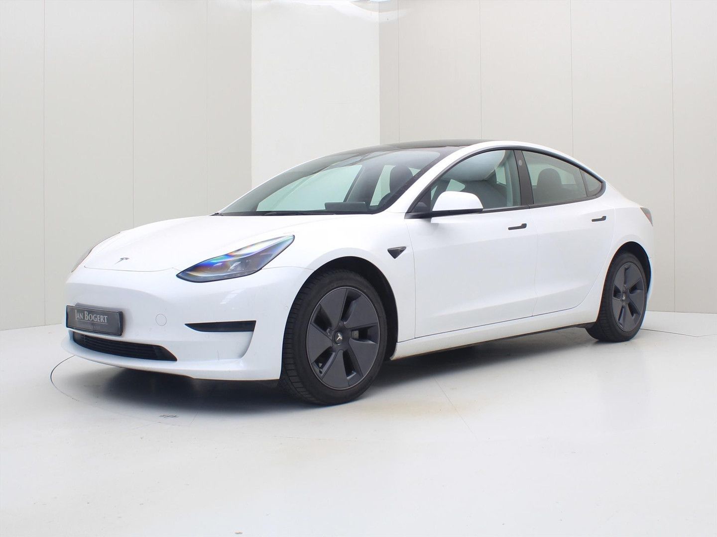 Tesla Model 3 Standard RWD Plus 93% SoH UPGRADE [ RYZE