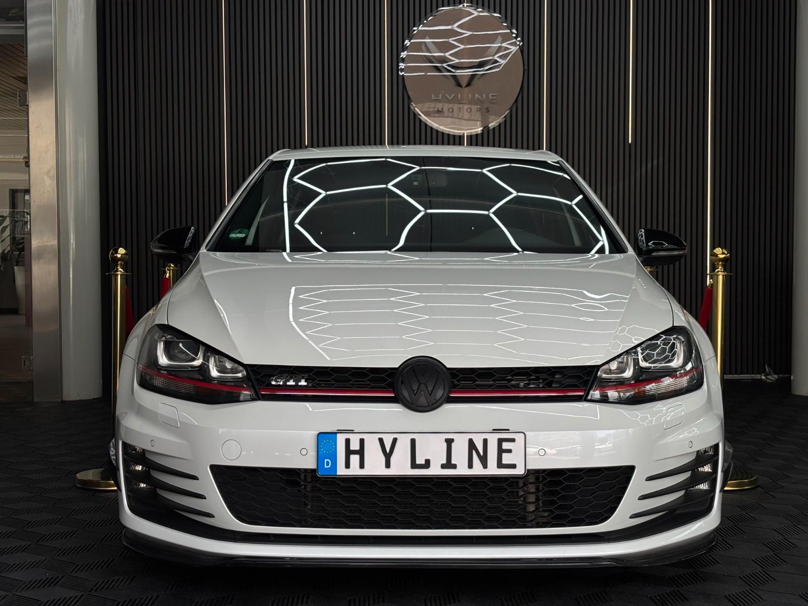 Volkswagen GOLF VII GTI 2.0 VII AMBIENTE SHZ NAVI PDC SPORT