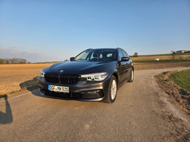 BMW 520d xDrive Touring A -