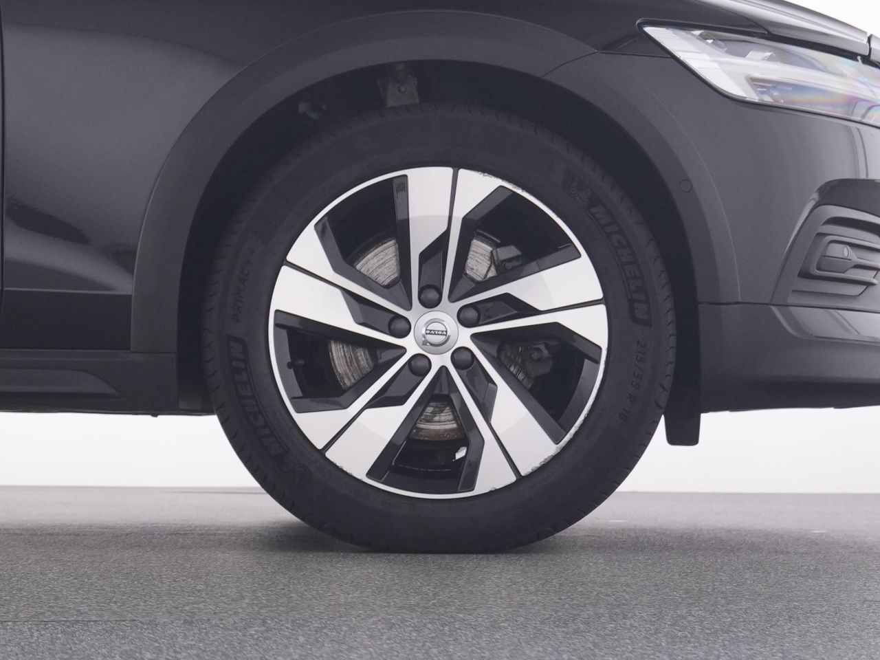 Volvo V60 Cross Country B4 AWD PLUS MET+WINTERPAK+ foto 22