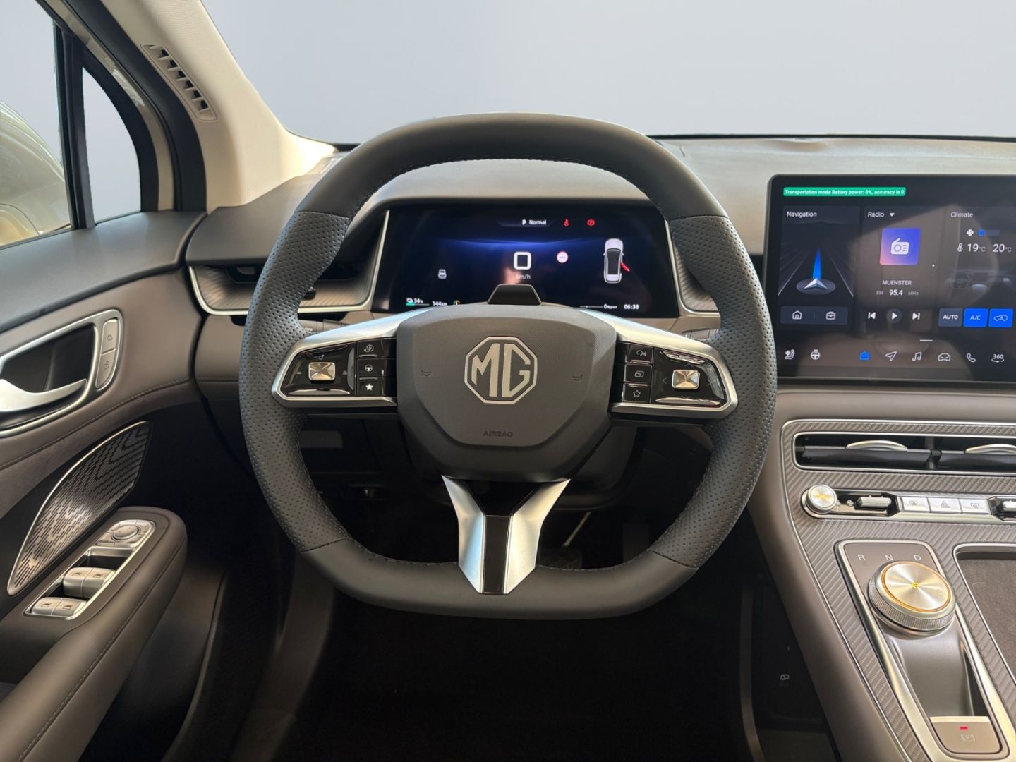 MG S6 EV