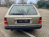 Mercedes-Benz W124 300D Kombi H-Zulassung 7-Sitzer 3. Hd - Mercedes-Benz 300 in Hamburg