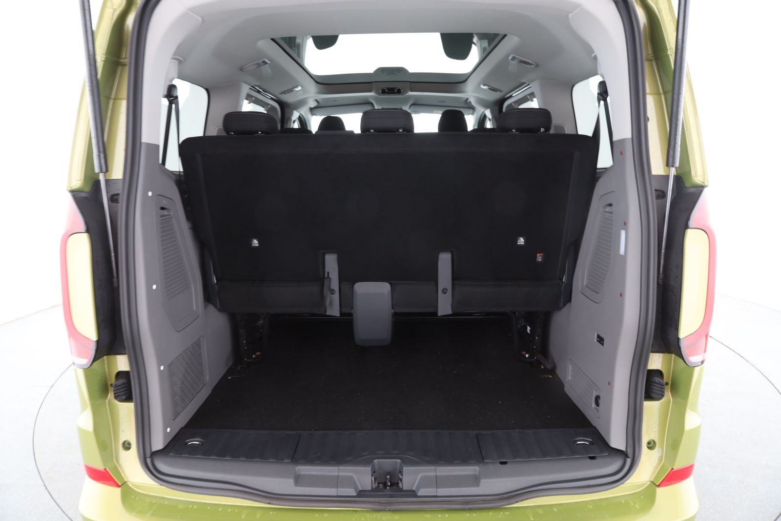 Volkswagen T7 Caravelle - Bild 9