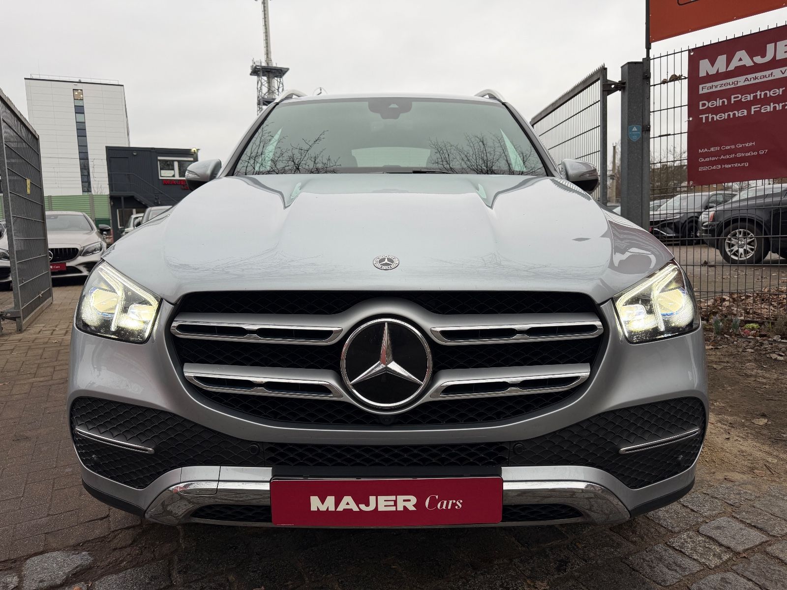 Fahrzeugabbildung Mercedes-Benz GLE 300d 4Matic*BURMESTER*MUTLIBEAM*AHK*WIDESCRE