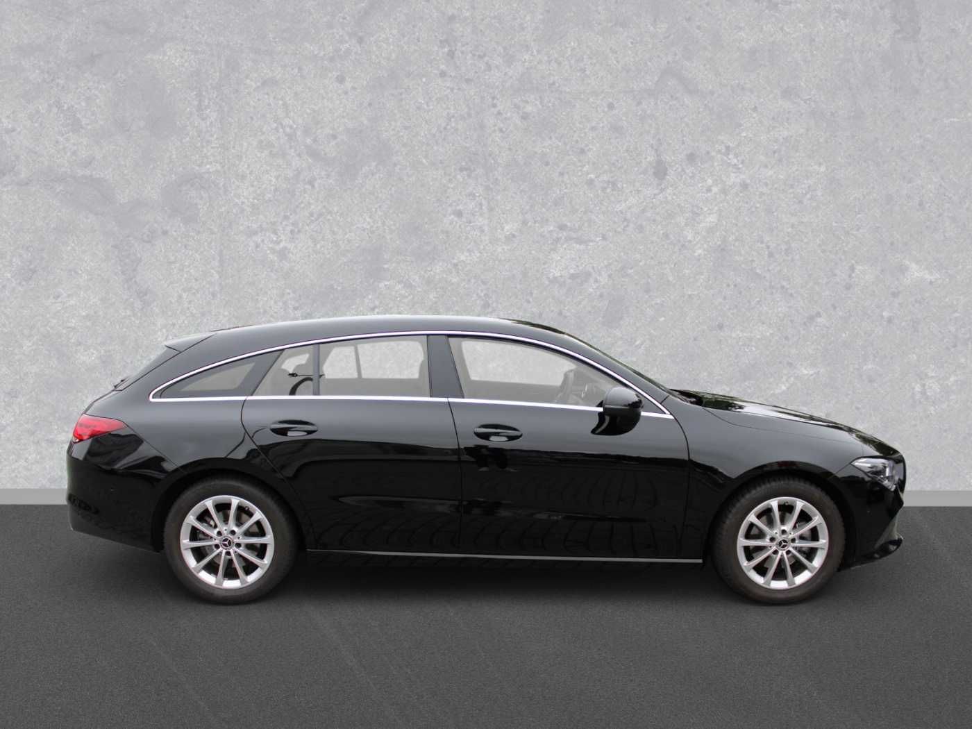 Fahrzeugabbildung Mercedes-Benz CLA 180 Shooting Brake