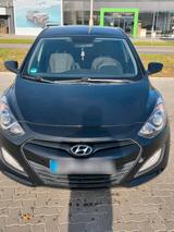 Hyundai i30 Sportback - Hyundai Accent: Limousine