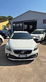Volvo V40 Cross Country - 1